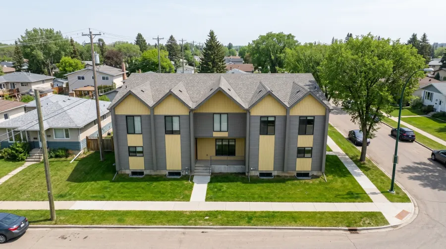 The Lee Ridge — exterior rendering, angle 2 of 5